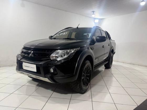 MITSUBISHI L200 TRITON 2.4 16V TURBO DIESEL OUTDOOR HPE-S CD 4X4 AUTOMÁTICO MITSUBISHI L200 TRITON 2.4 16V TURBO DIESEL OUTDOOR HPE-S CD 4X4 AUTOMÁTICO